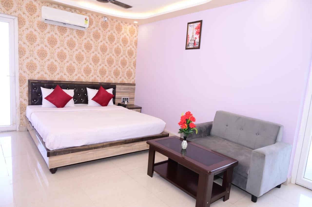Hotel Gm International Bodh Gaya Exteriör bild