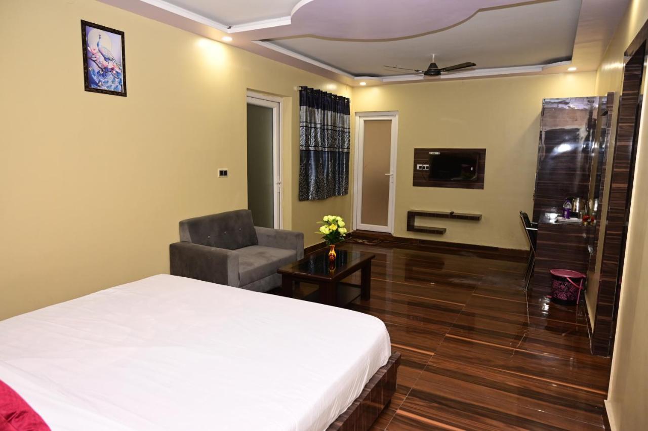 Hotel Gm International Bodh Gaya Exteriör bild